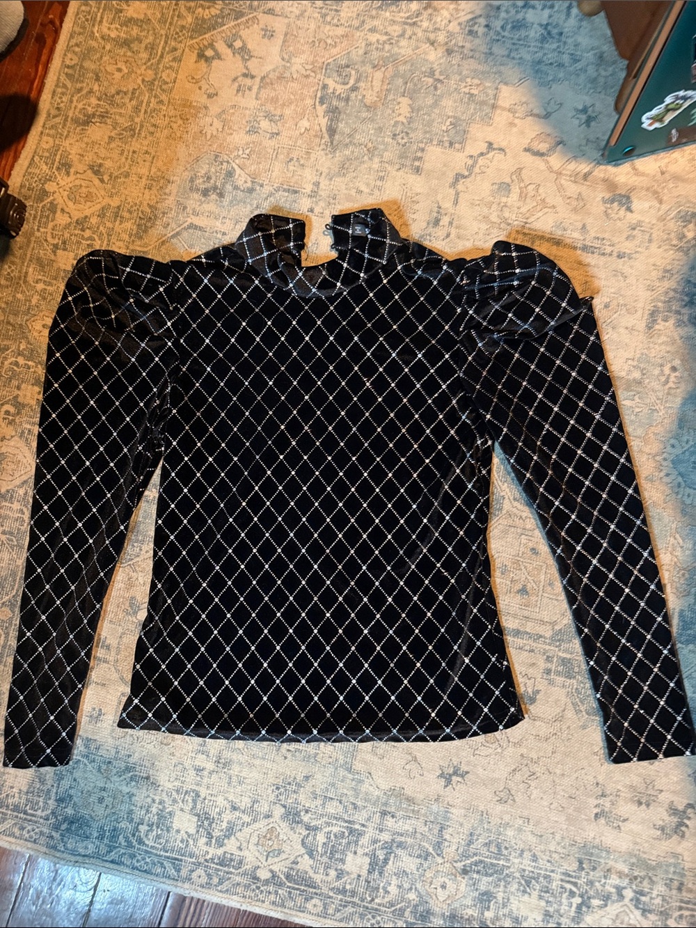 SHEIN Black Velvet Puff-Sleeve Long Sleeve Top with Silver Diamond Grid